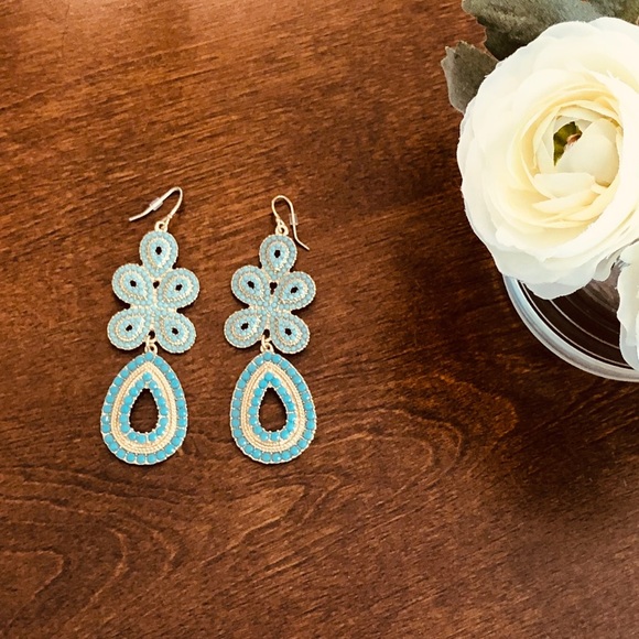Stella & Dot Turquoise Capri Chandelier Earrings - Picture 3 of 5